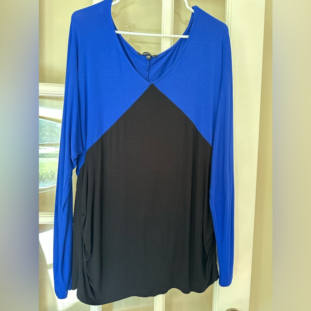 Long sleeve tee